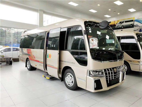 丰田考斯特最新报价考斯特11座改装图片(图2)
