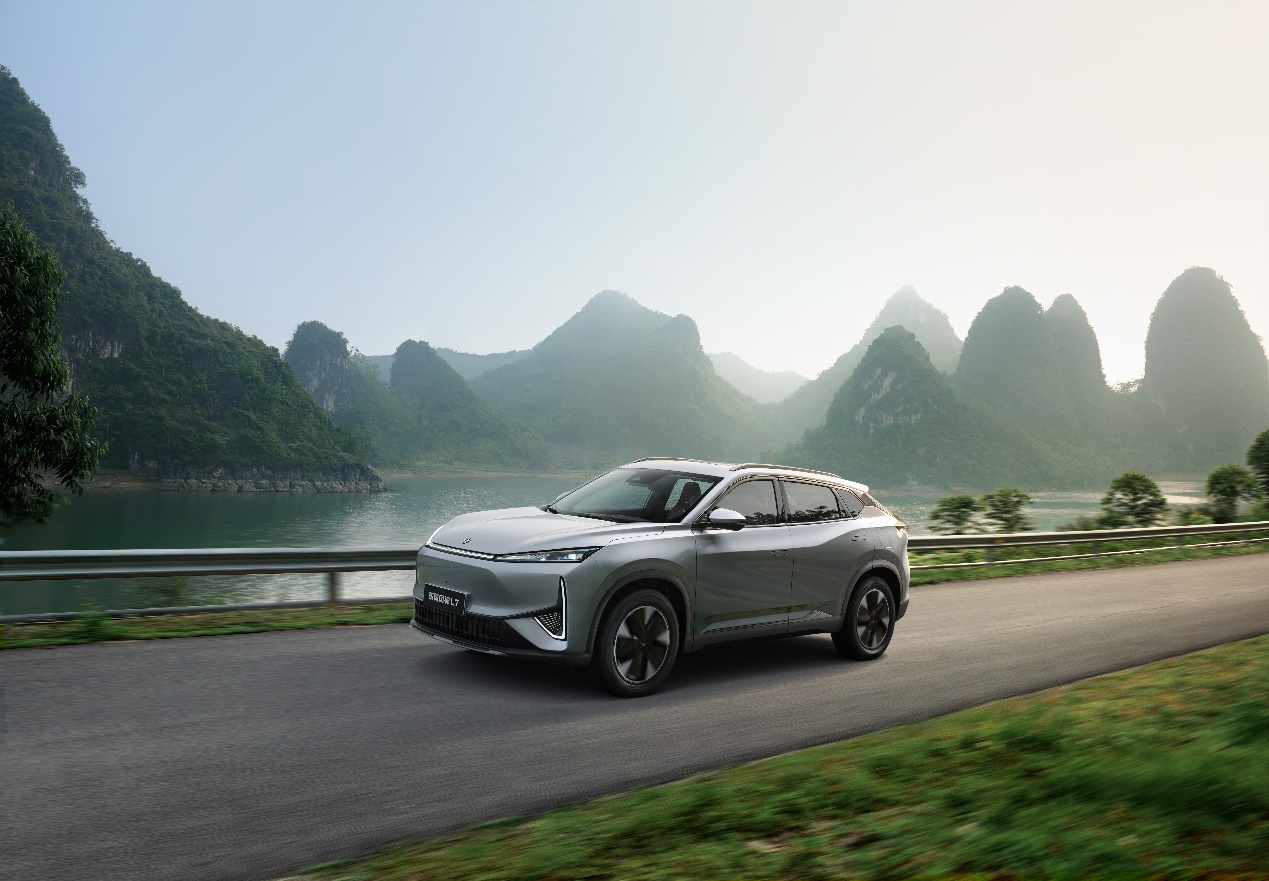 插混SUV“三国杀”东风风神L7一骑绝尘荣登性能之王宝座！(图6)