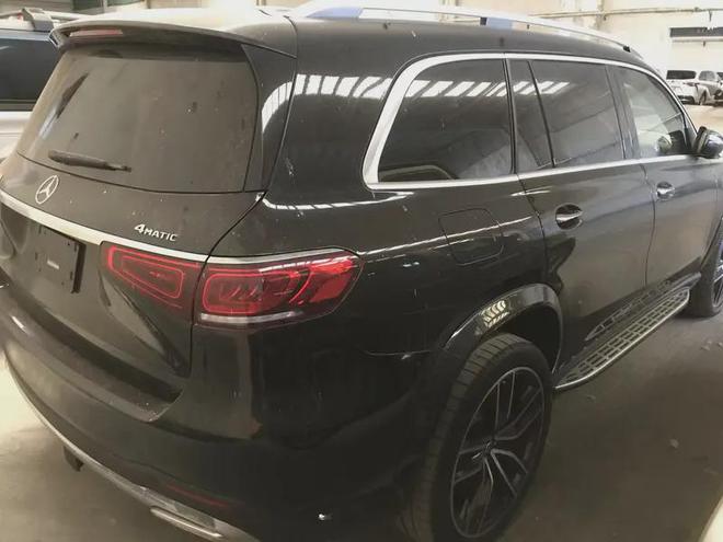 24款奔驰GLS580港口国六降价促销(图3)