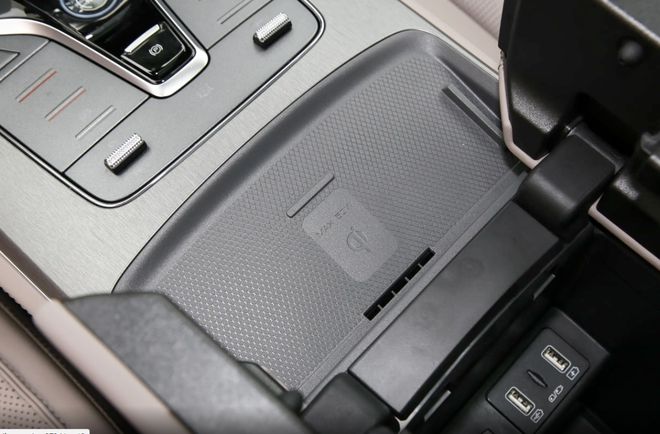 20万内大家庭的SUV零跑C16和唐DM-i谁才是品价比之王？(图9)