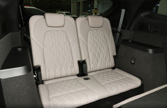 20万内大家庭的SUV零跑C16和唐DM-i谁才是品价比之王？(图8)