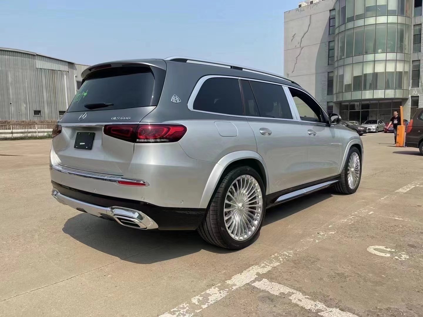 迈巴赫GLS600完美座驾让您从容驾驭(图2)