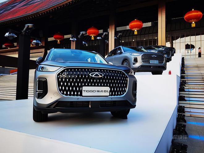 “硬刚”同级德系豪华车瑞虎8L的底气在哪?(图2)