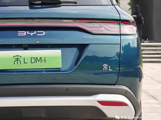 入门即豪华13万级中级SUV天花板！宋LDM-i上市即交付(图10)