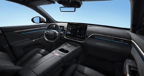 省油、‌省心还无续航焦虑！三款热门增程式中大型SUV推荐(图5)