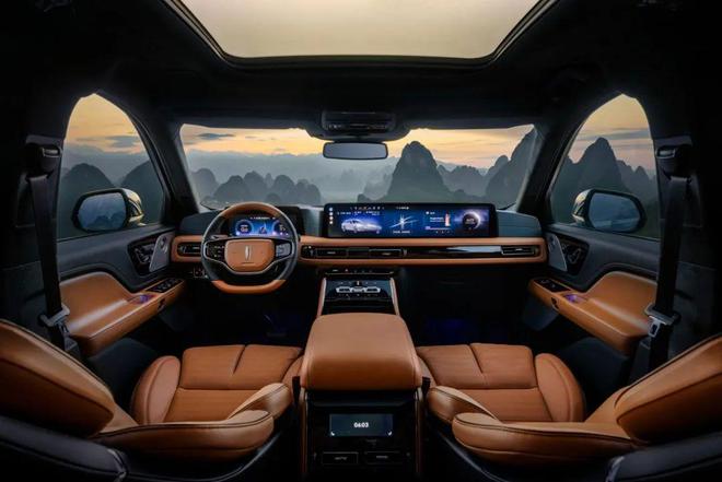 “陆上专机”飞上云端全新林肯飞行家以“大器、惬意、静谧、刚劲、守护”尽显优雅从容(图6)