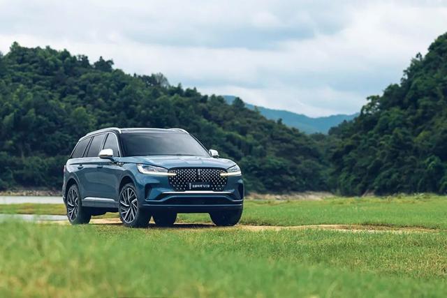 在山水画卷中翱翔——全新林肯飞行家