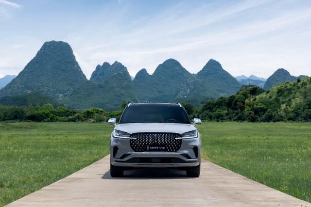 在山水画卷中翱翔——全新林肯飞行家(图6)