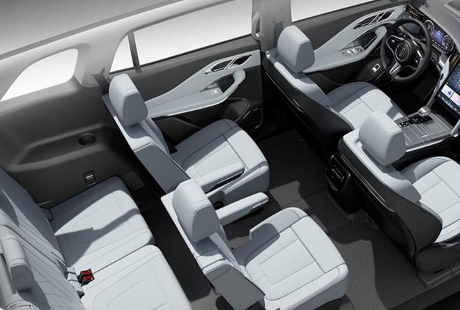 成都车展豪华SUV如何选？25万级的红旗HS7PHEV让人茅塞顿开(图6)