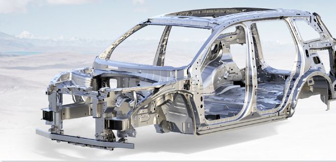 成都车展豪华SUV如何选？25万级的红旗HS7PHEV让人茅塞顿开(图8)