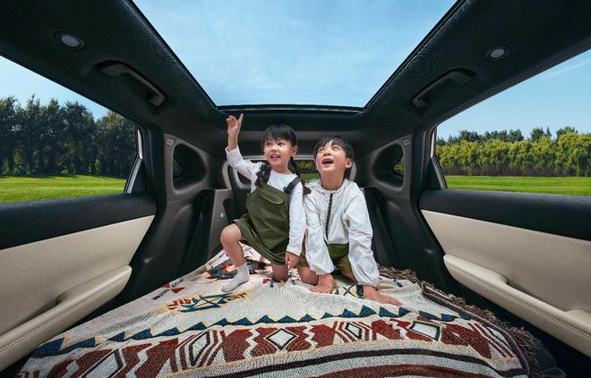 五菱星光S上市5款车型选哪款最实惠？(图11)