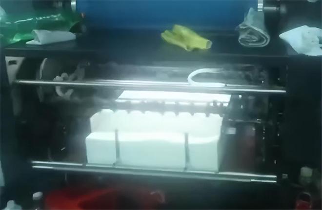 地下印钞厂覆灭记：车间被隔音改造500名警察出动缴获4亿假币(图5)