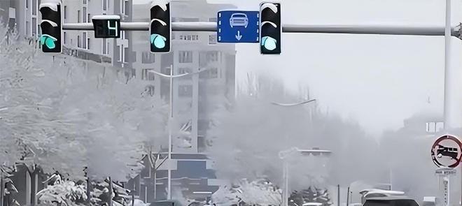 地下印钞厂覆灭记：车间被隔音改造500名警察出动缴获4亿假币(图15)