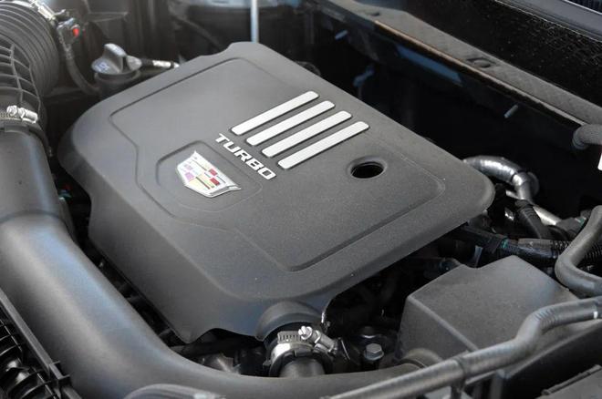 首试凯迪拉克全新XT5：平顺超预期、舒适下限高2799万买大满配真赚了(图8)