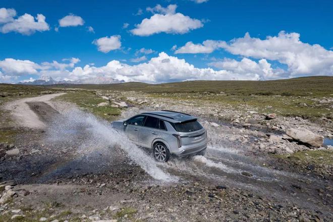 首试凯迪拉克全新XT5：平顺超预期、舒适下限高2799万买大满配真赚了(图14)