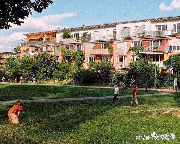 零碳产能社区德国弗莱堡沃邦（Vauban）社区(图2)