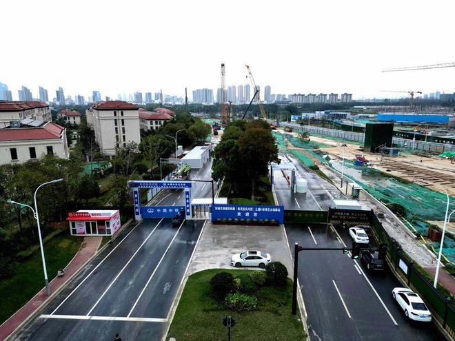 中铁北京局如通苏湖铁路项目将绿色施工体现在行动上(图2)