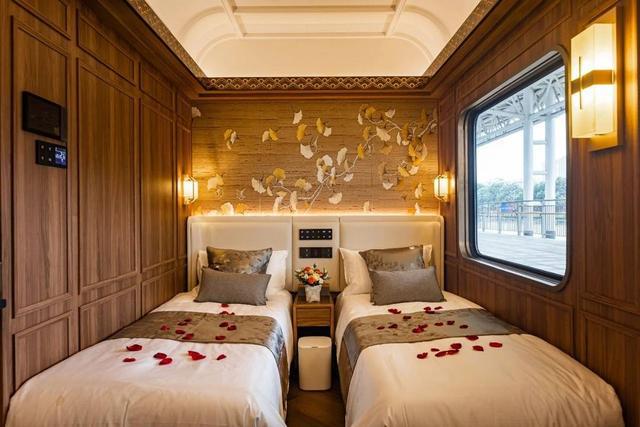 行游WEEKLY｜熊猫专列“成都号”上新“新西兰燃味”快闪成都