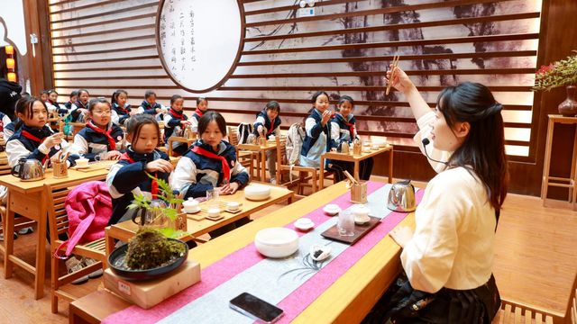 行游WEEKLY｜熊猫专列“成都号”上新“新西兰燃味”快闪成都(图2)