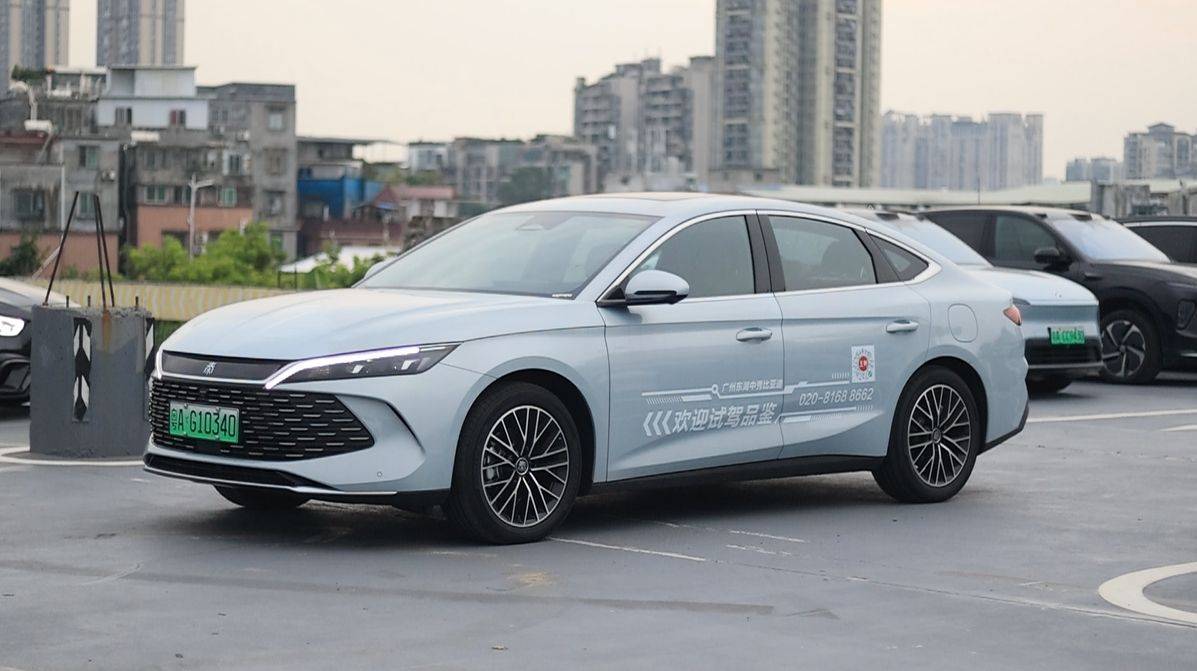 试驾秦L最强国产B级轿车“卷王”是否名副其实？