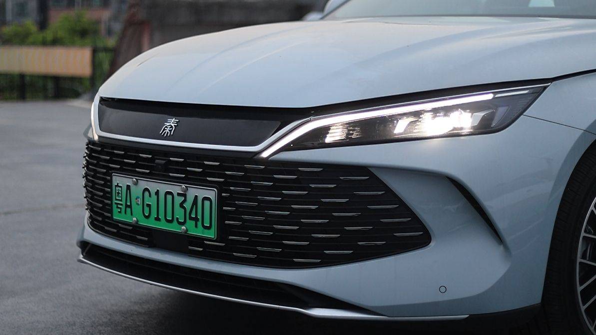 试驾秦L最强国产B级轿车“卷王”是否名副其实？(图3)