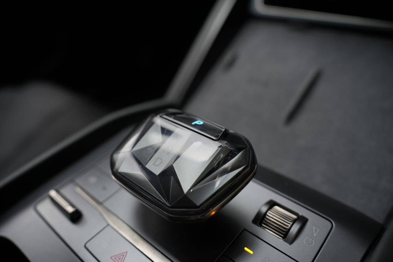 试驾秦L最强国产B级轿车“卷王”是否名副其实？(图13)