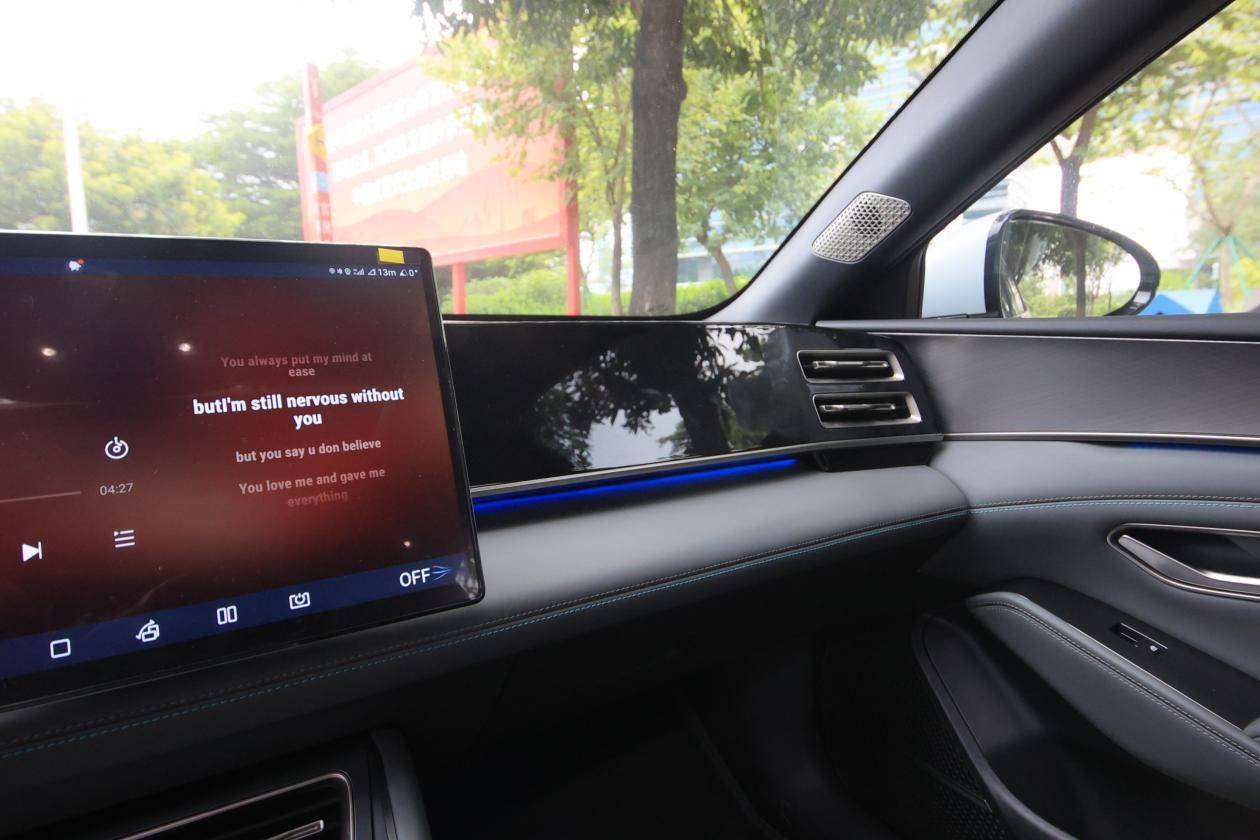 试驾秦L最强国产B级轿车“卷王”是否名副其实？(图15)