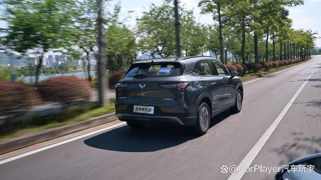 人民需要经济大空间的SUV于是有了五菱星光S(图5)