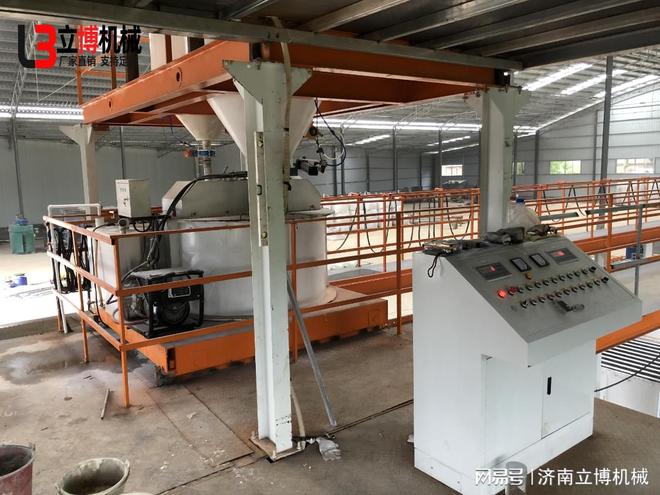 轻型板材挤压机