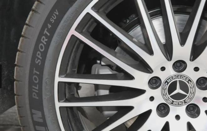 奔驰终于认怂一口气狂降40万一路跌至22万(图5)