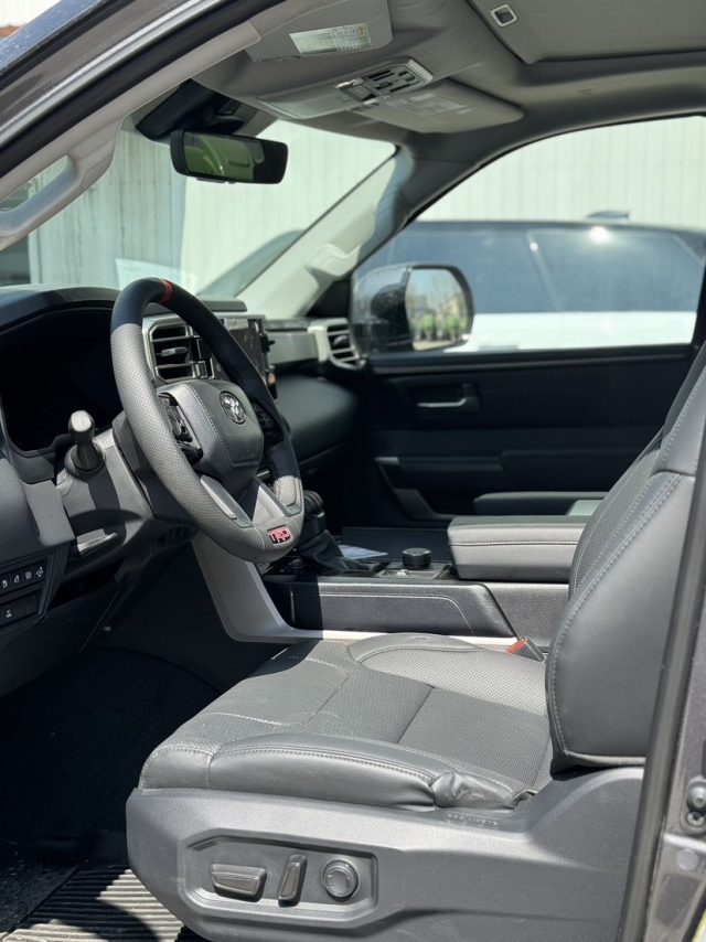 2025款丰田红杉LTD最热门配置全国可分期最新报价85万(图4)