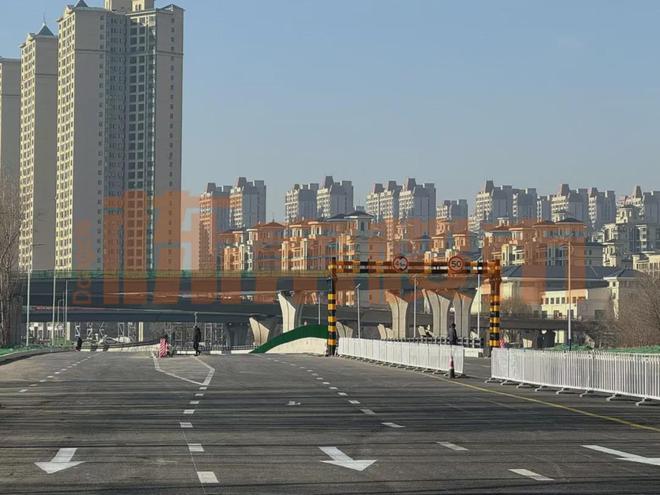 于洪新城又有新变化道路扩宽了！高架桥起来了！