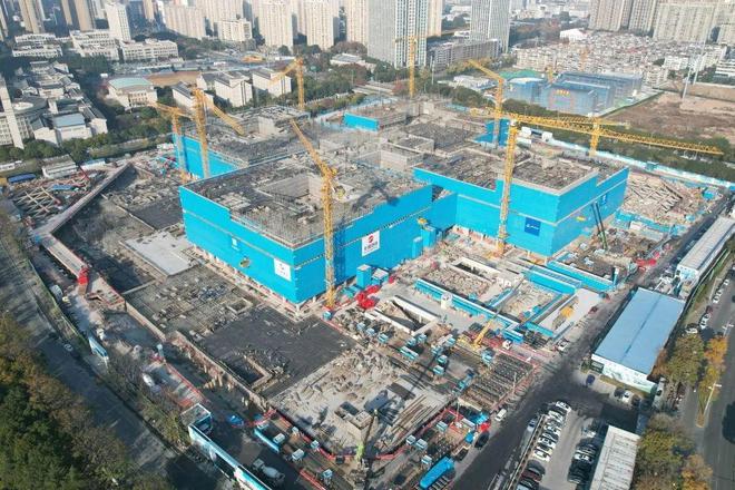 迈入新阶段无锡医疗健康产业园顺利完成地下室封顶