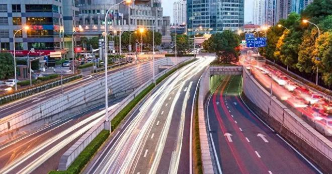 我国交通枢纽前七强城市：上海第二、武汉第四