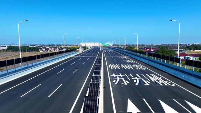 苏台高速公路七都至桃源段即将通车设计光伏发电满足全线需求(图2)