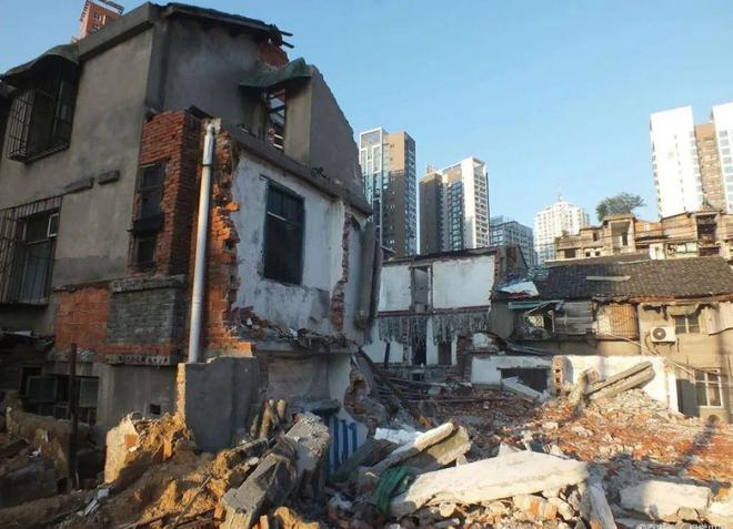 2025老旧预制板楼“全面拆迁”?(图7)