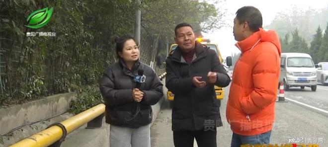 贵黄公路人行道上绿植“疯长”市政绿化科修剪“瘦身”(图2)