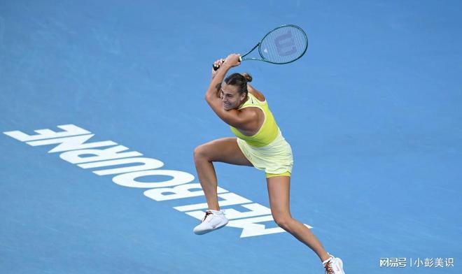 无愧世界第1!萨巴伦卡第10次进大满贯4强澳网19连胜+新赛季不败(图5)