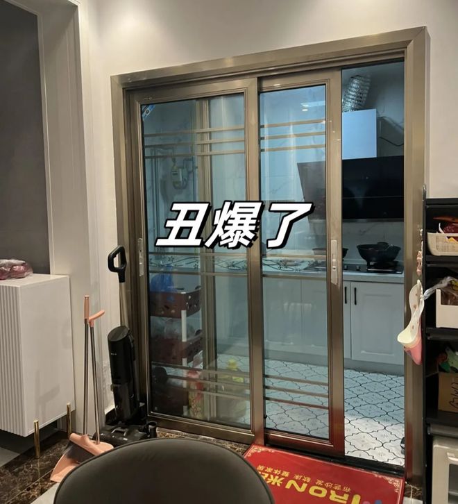 “厨房推拉门”已经退出中国家庭建议学广州人的做法那叫一个高级真实用！(图2)