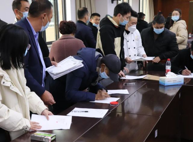 老旧的预制板楼房百姓的心头患拆迁机会终于要来了(图11)