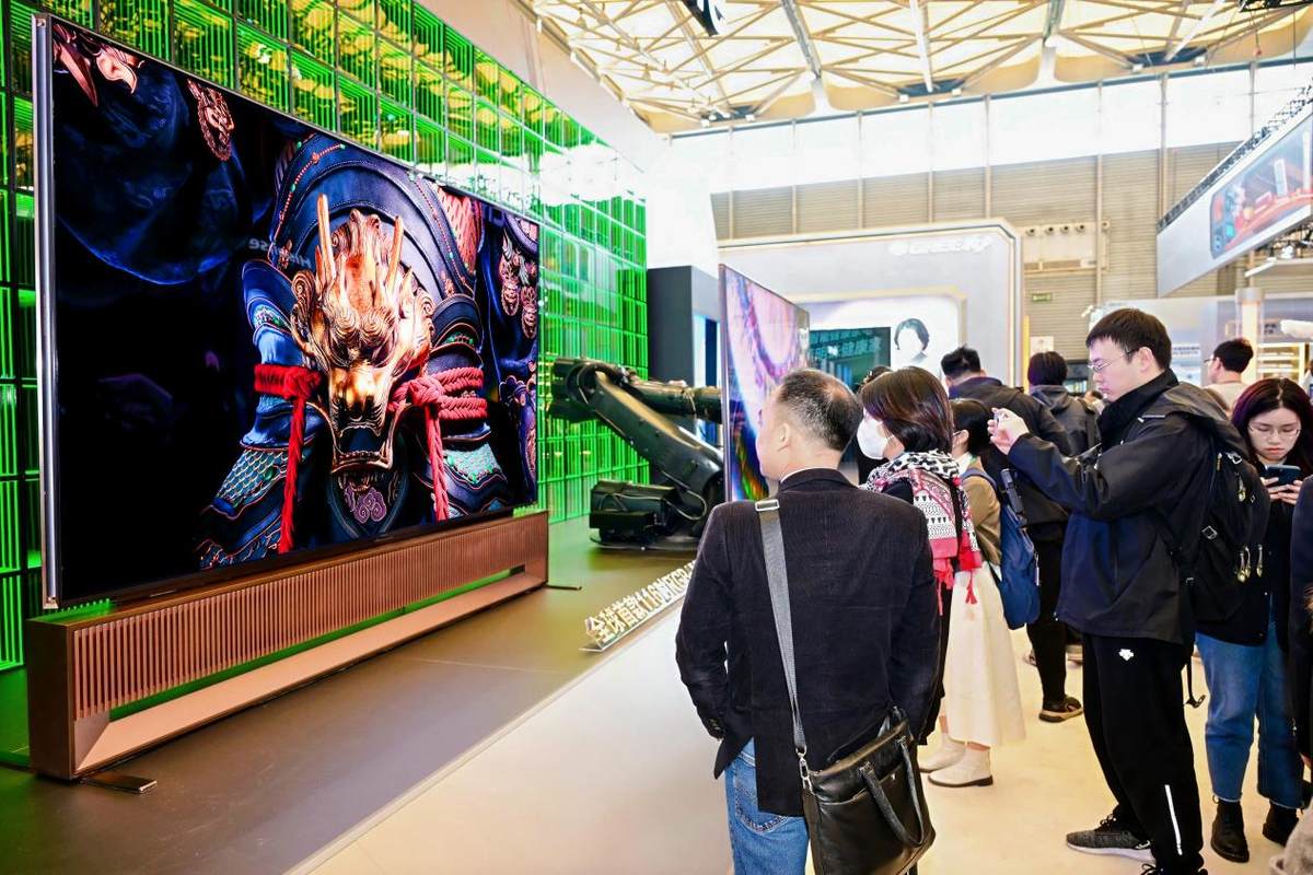 海信大屏节启动政企双补让更多家庭实现百吋自由