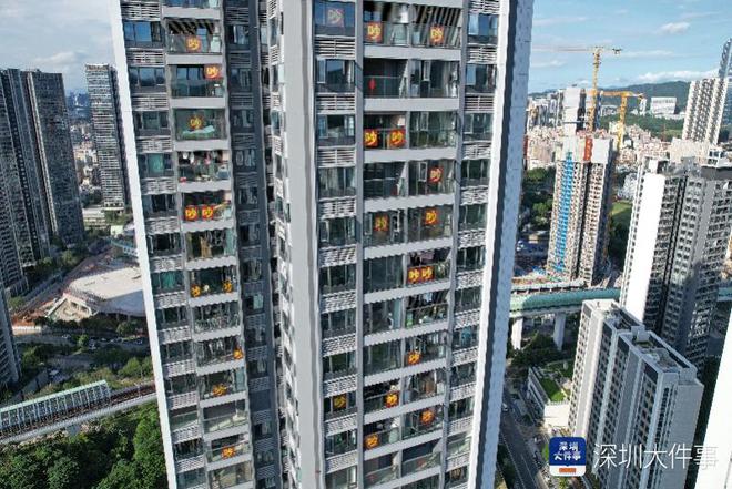 天铁夹击下的小区：业主测噪声超标开发商检测报告“合格”(图1)