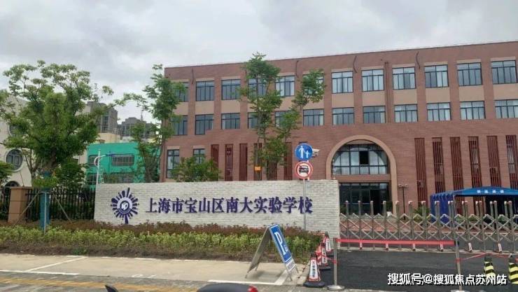 中环铂樾售楼处-中环铂樾-首页网站-2025楼盘测评-售楼处欢迎您_最新房价户型(图25)
