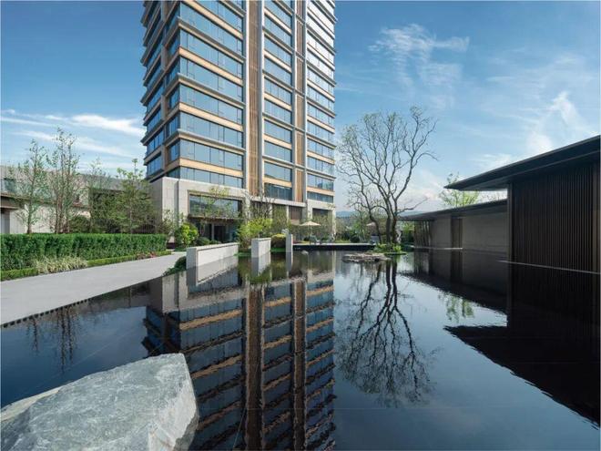 德信御临云峰售楼处发布：德信御临云峰以品质铸就传奇!(图2)