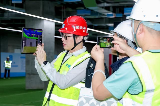 管线不再“藏着掖着”！中建三局杨浦滨江项目让超高层办公“静”且“阔”(图3)