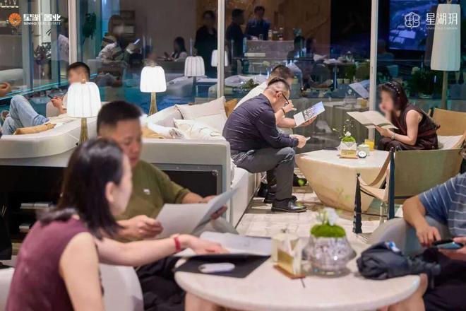 双节热度狂飙南通“四代真湖居”生活竟如此火爆！(图3)