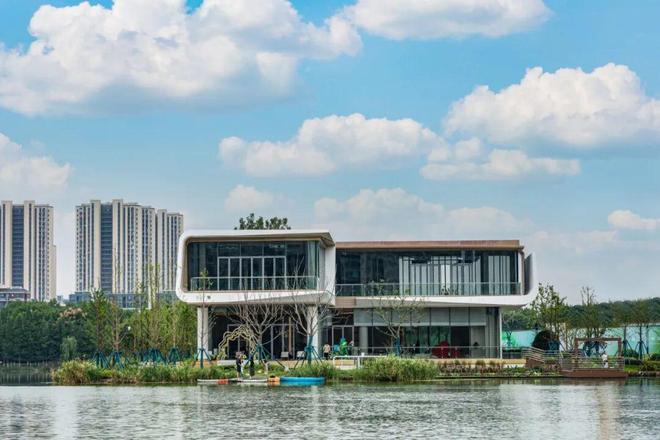 双节热度狂飙南通“四代真湖居”生活竟如此火爆！(图2)