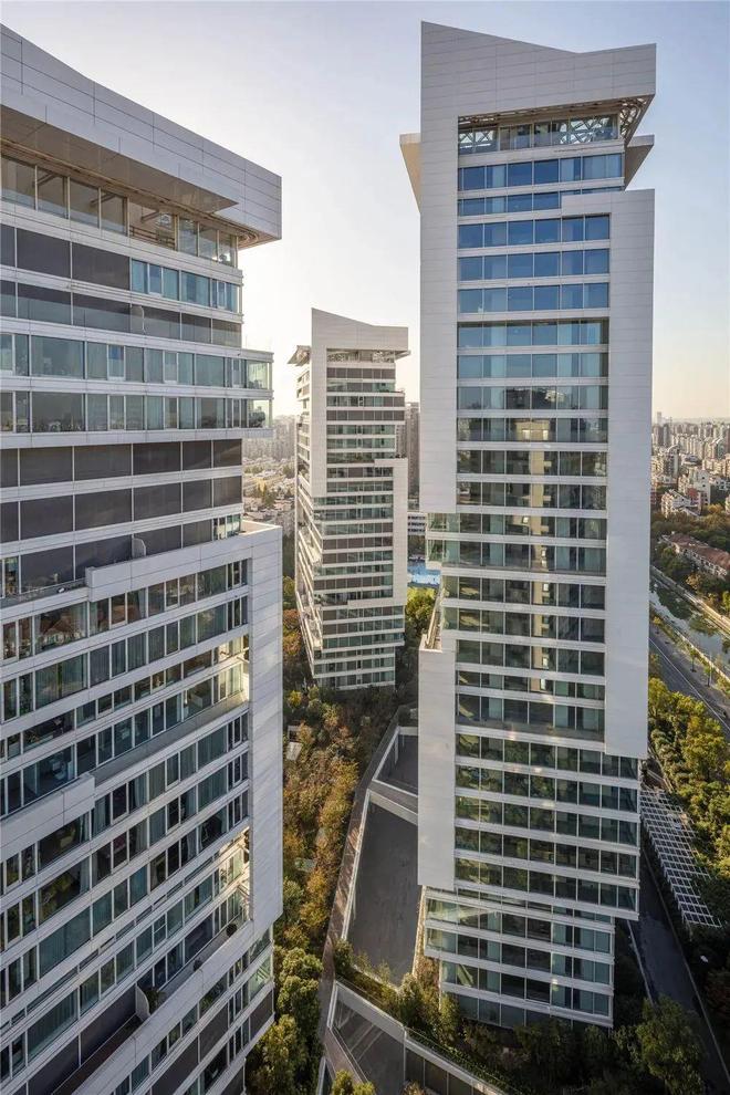 聚焦中鹰黑森林售楼处发布：中鹰黑森林以品质铸就传奇！