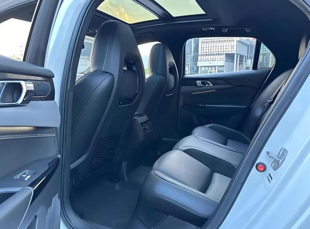 领克03怎么样？2025实测体验+购车避坑指南年轻车主必看(图4)