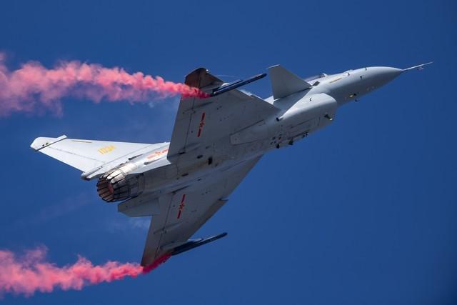 战机轰鸣二十年：美军基地搬迁为何引爆日本民众抗议潮